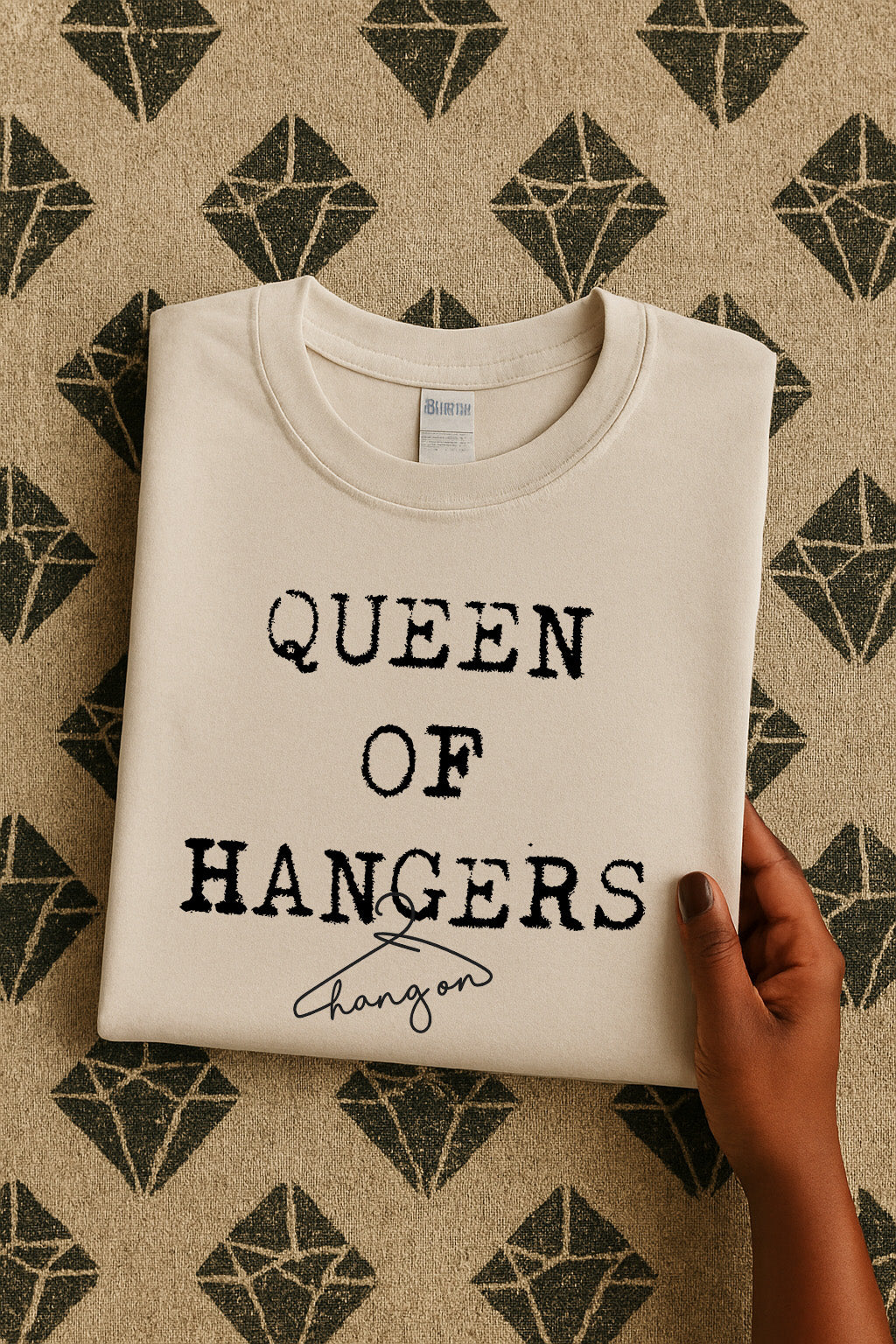Humor Shirt Queen of Hangers